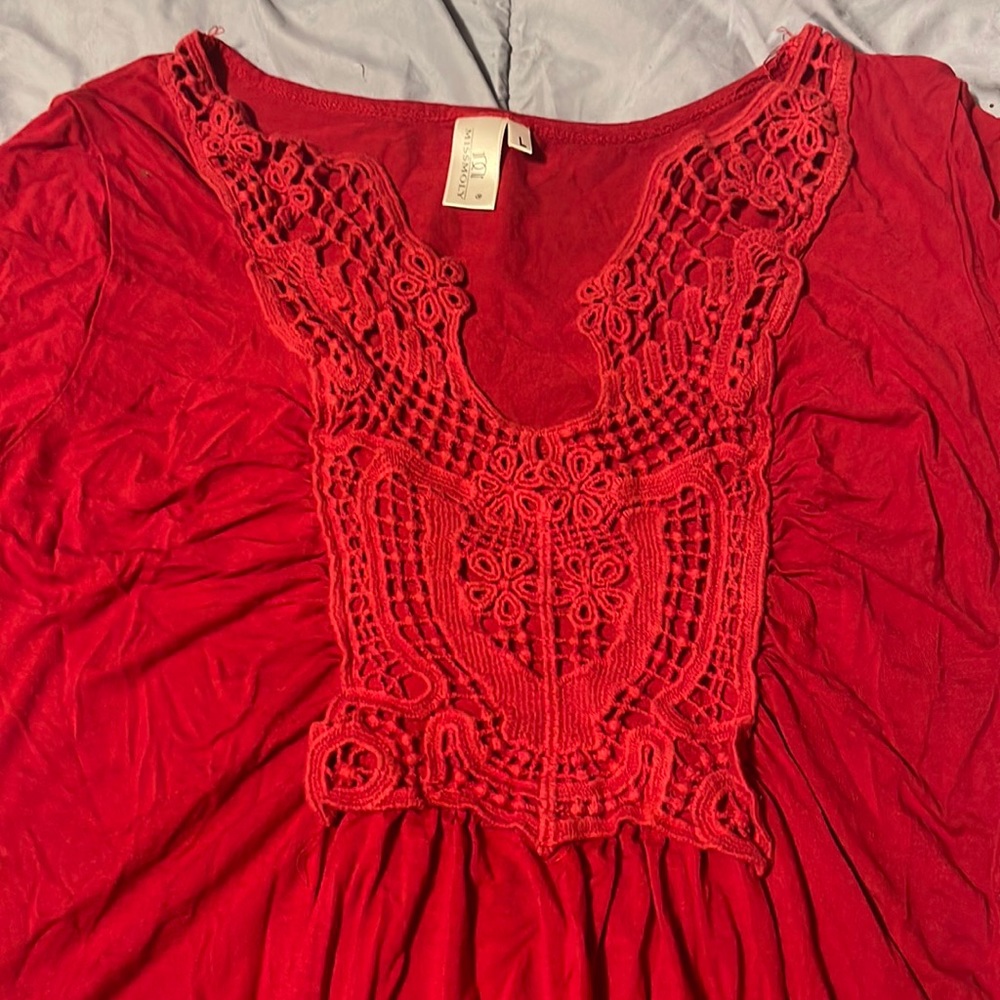 Women’s Large red blouse